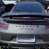 Porsche que está em Itajaí vai a leilão quase pela metade do preço