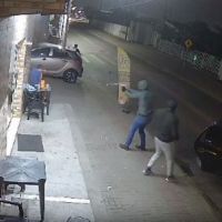 Policiais saíram do quartel para matar e depois voltaram pra trabalhar