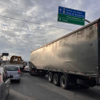 Acidente trava BR 101 nesta quarta-feira