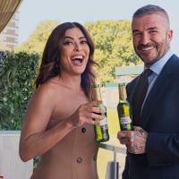Juliana Paes e David Beckham brilham juntos em ação da Stella Artois em Wimbledon