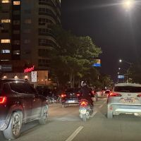 Fila do ferry boat avança pela Beira Rio