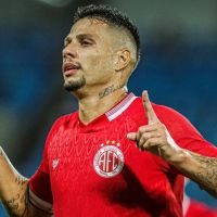 Barra contrata atacante Rafinha para o mata-mata da Série D
