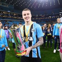 Grêmio vende jogador nascido em BC por R$ 30 milhões