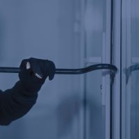 Comunidade alerta para homem que tenta furtar casas em Cordeiros