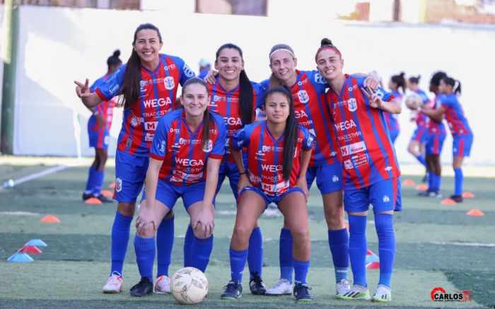 Divas voltam a campo no mês que vem contra o Jaraguá do Sul (foto: Olhar esportivo)