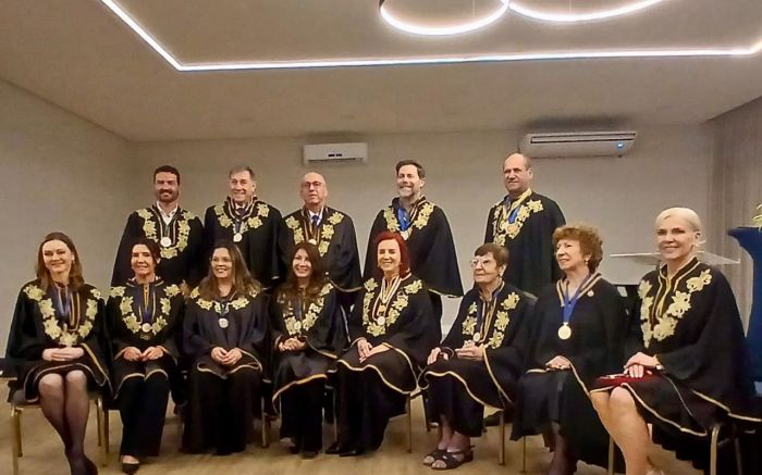 Solenidade marca posse da nova diretoria e de sete novos acadêmicos da ALBC (Foto: Divulgação)