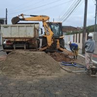 Rompimento de rede afeta abastecimento de água no São Vicente