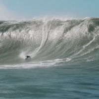 Laje da Jagua: Lucas Chumbo bate recorde com maior onda surfada no Brasil