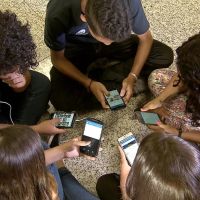 Projeto de lei quer permitir que alunos gravem aulas em escolas públicas e privadas