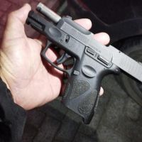 Polícia prende dupla ligada ao PCC por assassinato em Balneário Camboriú