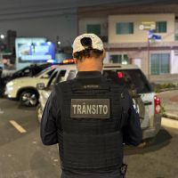 Blitz em BC aborda 214 veículos em uma noite