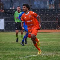 Camboriú e Carlos Renaux empatam no primeiro jogo da final