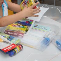 Pais denunciam falta de materiais para alunos nas escolas municipais