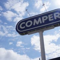 Comper inaugura lojas em Itapema e Bombinhas