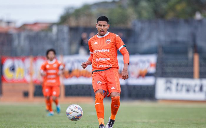 Camboriú venceu o jogo de ida por 1 a 0 em Imbituba (Foto: Futebol na Rede)