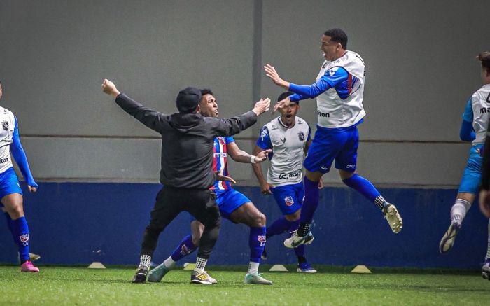 Legenda: Clube de Brusque garantiu ainda vaga na final da Série B (Foto: Juh Souza)
