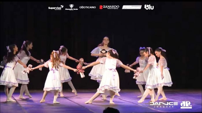 Coreografia “Amigas de Clara” rendeu o título ao Corpo de Baile de Itajaí (Foto: Divulgação)