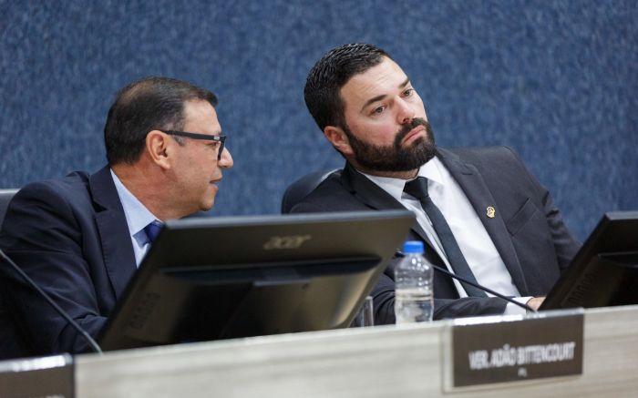 Legenda: Presidente do sindicato sugeriu ideia pra vereadores darem o exemplo de transparência (Foto: Reprodução)