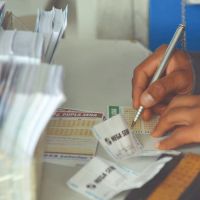 Três catarinenses faturam mais de R$ 30 mil na Mega Sena