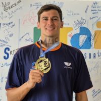 Nadador da Univali é campeão nos Jogos Universitários de Praia