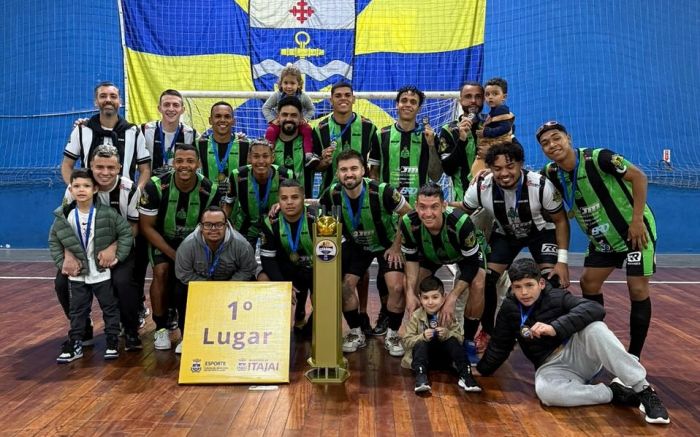 Lester conquistou o título da Série Ouro nos pênaltis (Foto: Divulgação)