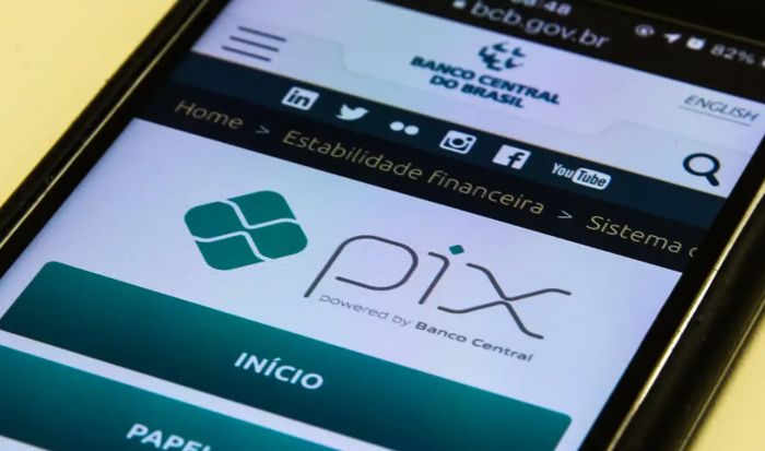 DownDetector registrou aumento de notificações às 11h30 (Foto: Marcello Casal Jr./Agência Brasil)
