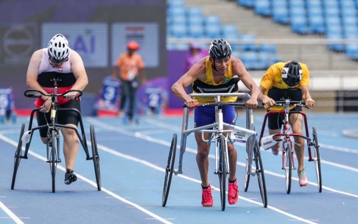Aos 17 anos, João participou do primeiro Mundial da carreira na Índia (Foto: Divulgação)