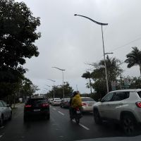 Congestionamento toma conta da BR 101, ferry boat e principais avenidas da região