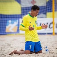 Brasil vence a Colômbia e aumenta chances do título sul-americano