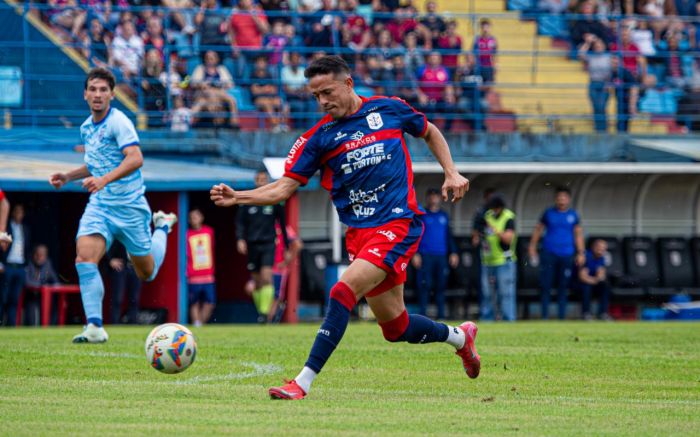 Marinheiro faz o jogo de ida do confronto neste sábado, às 18h, no Gigantão