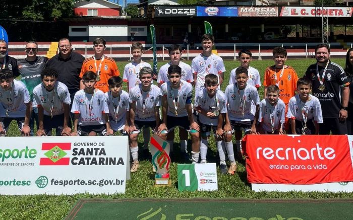 Título invicto do Recriarte foi conquistado em Itapiranga (Foto: Guilherme Brazzalle/Fesporte)