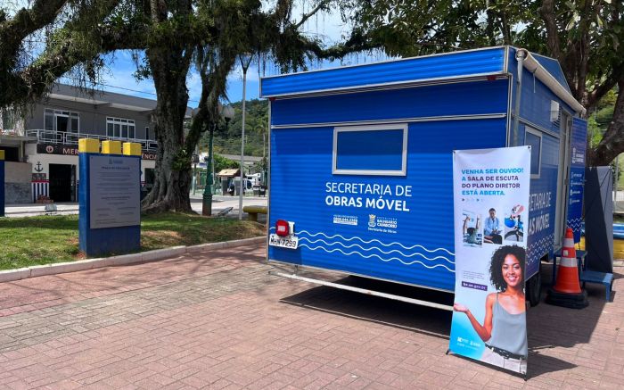 Ponto na prefeitura e sala móvel fazem atendimento presencial (Foto: Divulgação/PMBC)