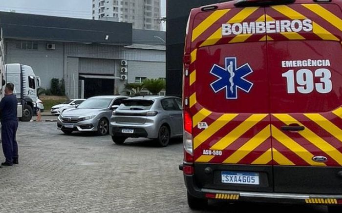 Fatalidade aconteceu na manhã desta segunda-feira em Itajaí (Foto: Divulgação/CBMSC)
