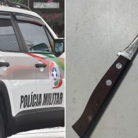 Mulher dá facada na bunda do companheiro e alega legítima defesa