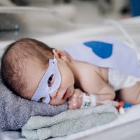 Novembro Roxo reforça a importância do pré-natal para prevenir partos prematuros