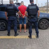 Traficante é preso na avenida Panorâmica