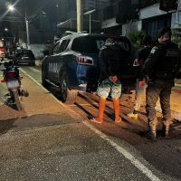Adolescente de 14 anos ajuda a furtar moto no centro