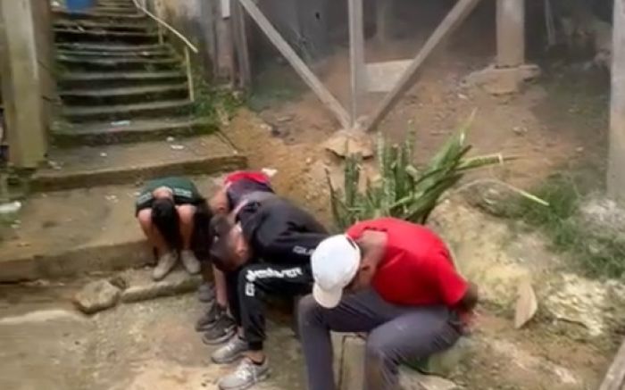 A operação teve a apreensão de drogas e a prisão de cinco pessoas (Foto: Divulgação BPMI)