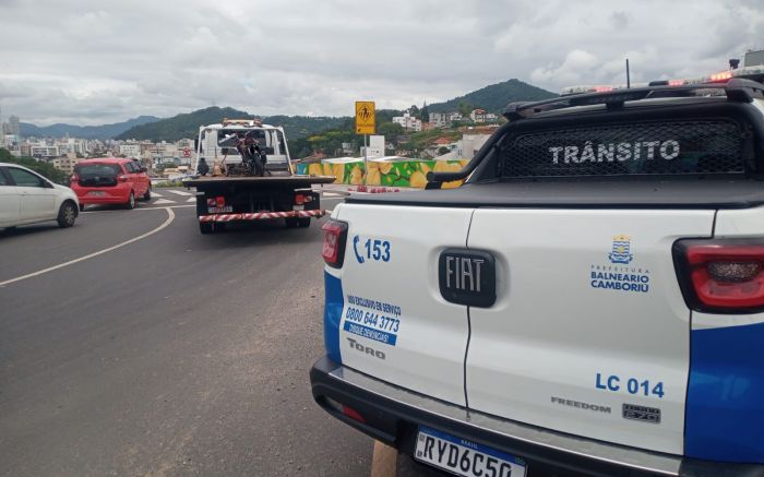 A Honda ainda estava com o escapamento irregular (Foto: Divulgação/GMBC)