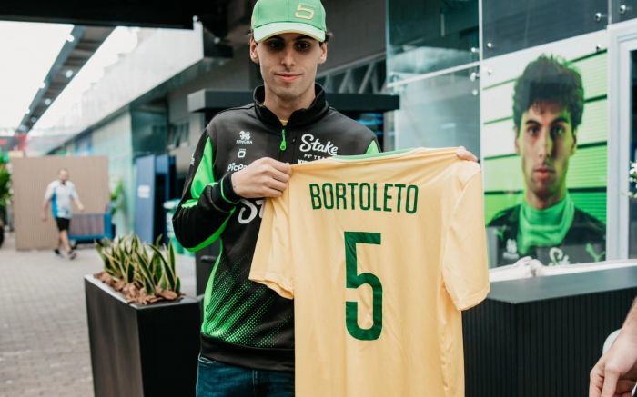 Em sua primeira temporada, brasileiro da Sauber vai quebrar jejum de oito anos em Interlagos (Foto: Divulgação)