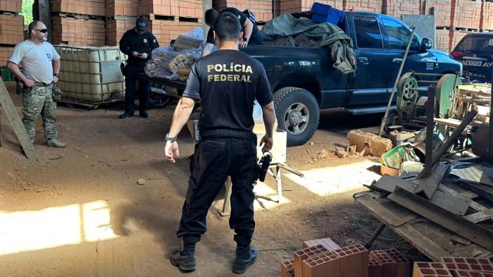 Queima aconteceu numa indústria catarinense nesta quinta-feira (Foto: Divulgação/PF)