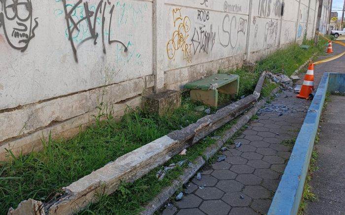 Celesc foi acionada para cortar a energia (Foto: Divulgação/CBMSC)