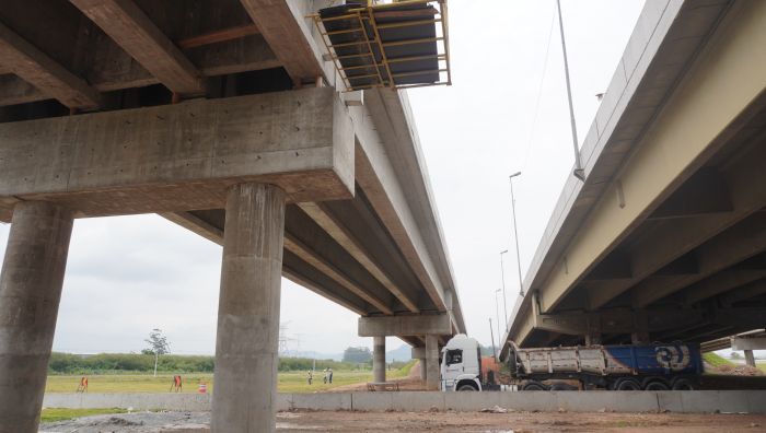 Novos viadutos nas marginais da BR estão quase concluídos (Foto: João Batista)