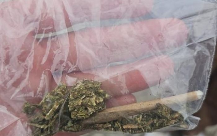 Dois motoristas foram presos em flagrante por estarem digirindo alterados (Foto: Divulgação BPMI)