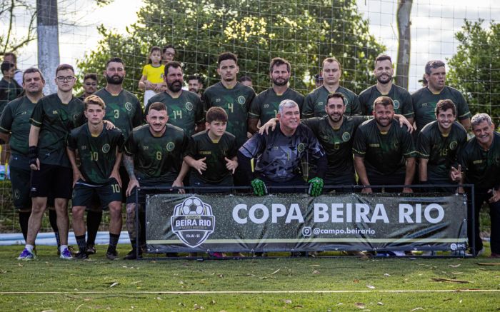Equipes jogaram com garra e foco na final da Copa Beira Rio (Foto: Betinho Mianes)