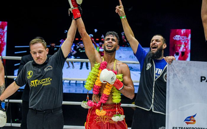 Lutador da equipe Thai Champions venceu sua luta por nocaute (Foto: Divulgação)