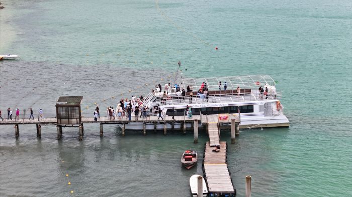 Trajeto inclui praias de BC, Itapema e a ilha de Porto Belo por 4h30 (Foto: Divulgação)