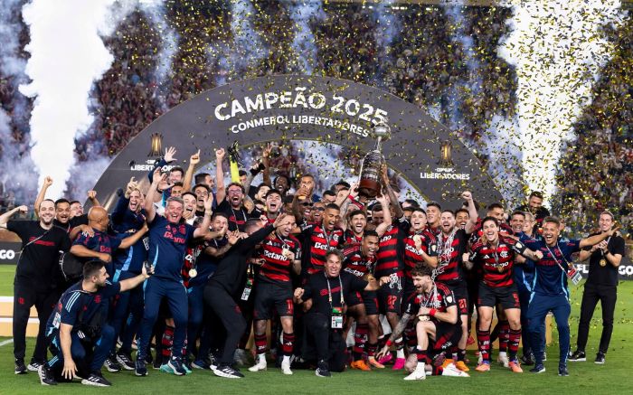 Flamengo se tornou o primeiro brasileiro a ter quatro títulos do maior torneio do continente (Foto: CONMEBOL)