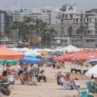 Saiba o que pode e o que não pode nas praias de Itajaí