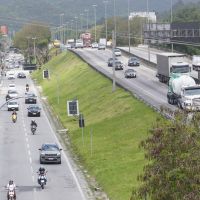 BC firma parceria inédita com a PRF pra fiscalizar as marginais da BR 101
